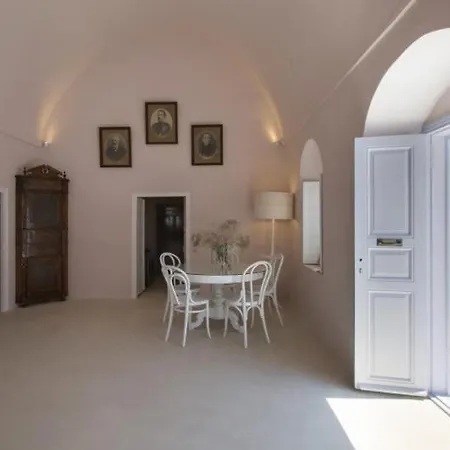 Dantelo Luxury Private Residences Messaria (Santorini)